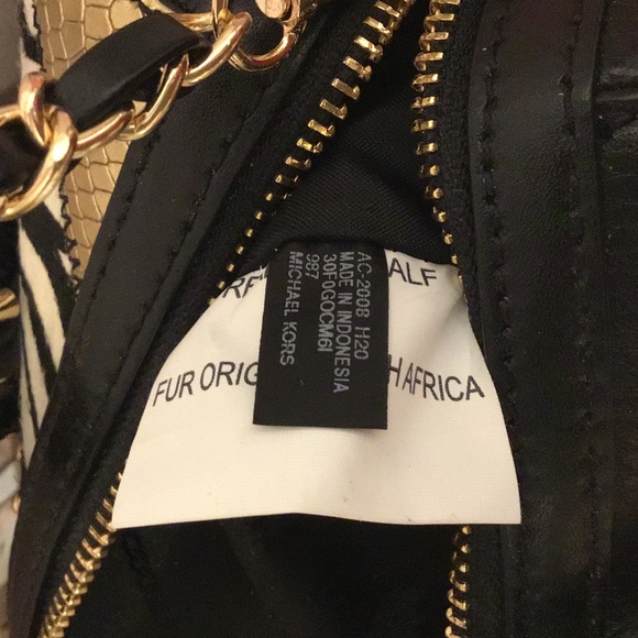 Michael Kors Stanton Medium East West Leather Barrel Messenger Black Multi. - Picture 10 of 16